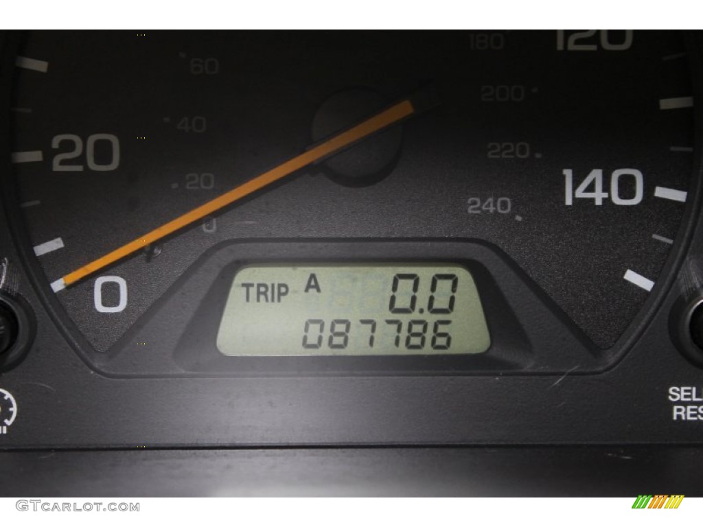 2002 Accord EX V6 Sedan - Taffeta White / Ivory photo #18