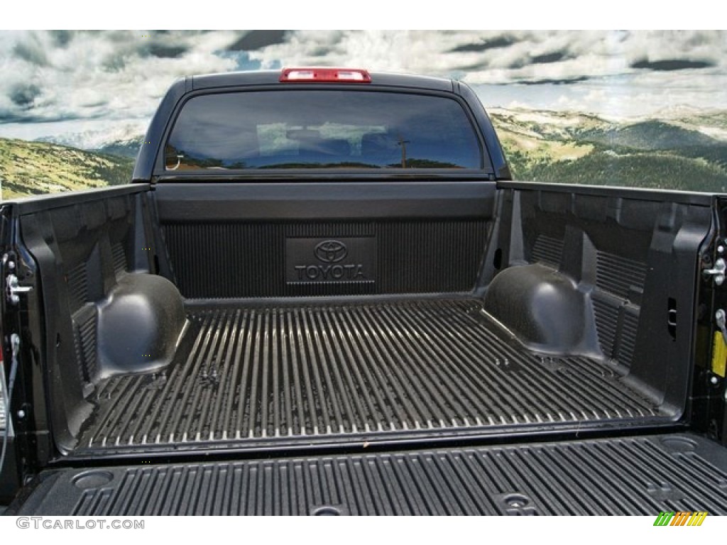 2013 Tundra CrewMax 4x4 - Black / Graphite photo #8