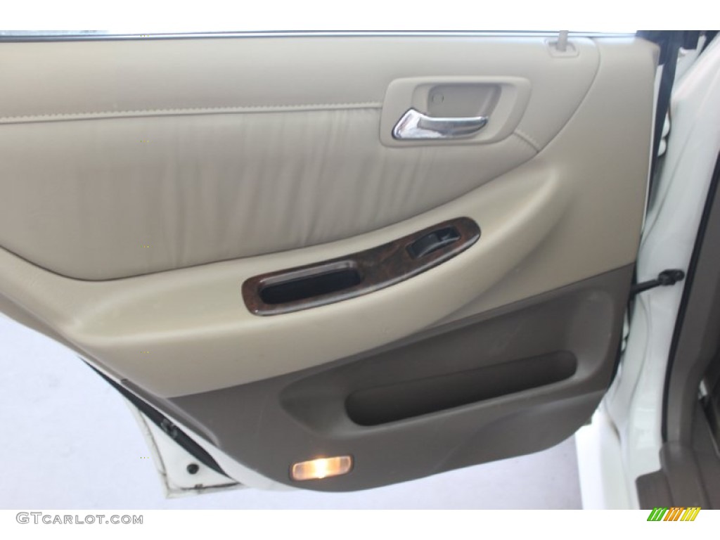 2002 Accord EX V6 Sedan - Taffeta White / Ivory photo #26