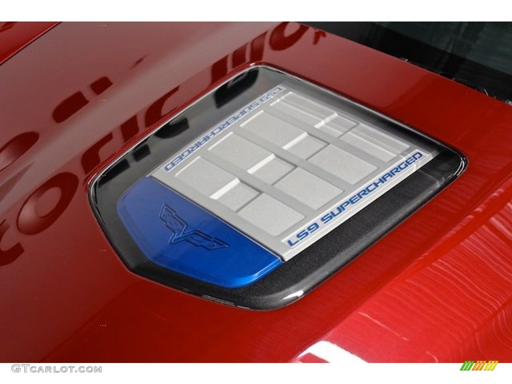 2011 Chevrolet Corvette ZR1 6.2 Liter Supercharged OHV 16-Valve LS9 V8 Engine Photo #82775409