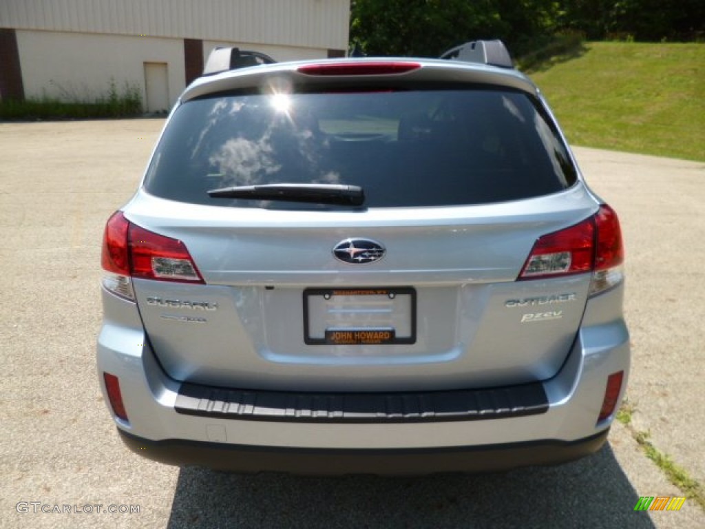2014 Outback 2.5i Limited - Ice Silver Metallic / Black photo #6