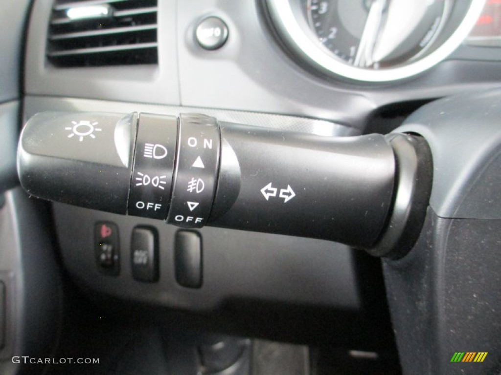 2008 Mitsubishi Lancer Evolution GSR Controls Photo #82777239
