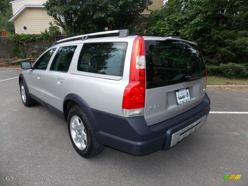 2005 XC70 AWD - Silver Metallic / Graphite photo #3