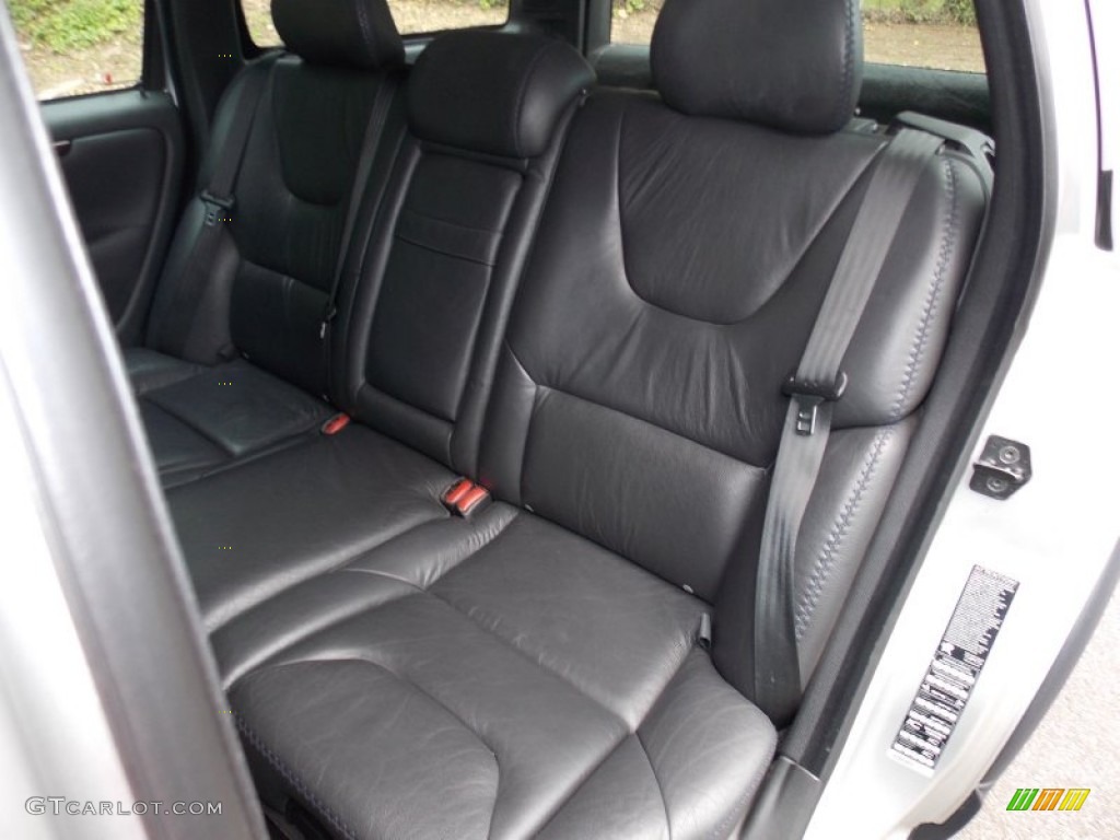2005 Volvo XC70 AWD Rear Seat Photo #82780470
