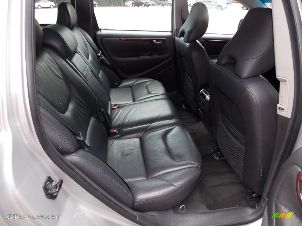 2005 Volvo XC70 AWD Interior Color Photos