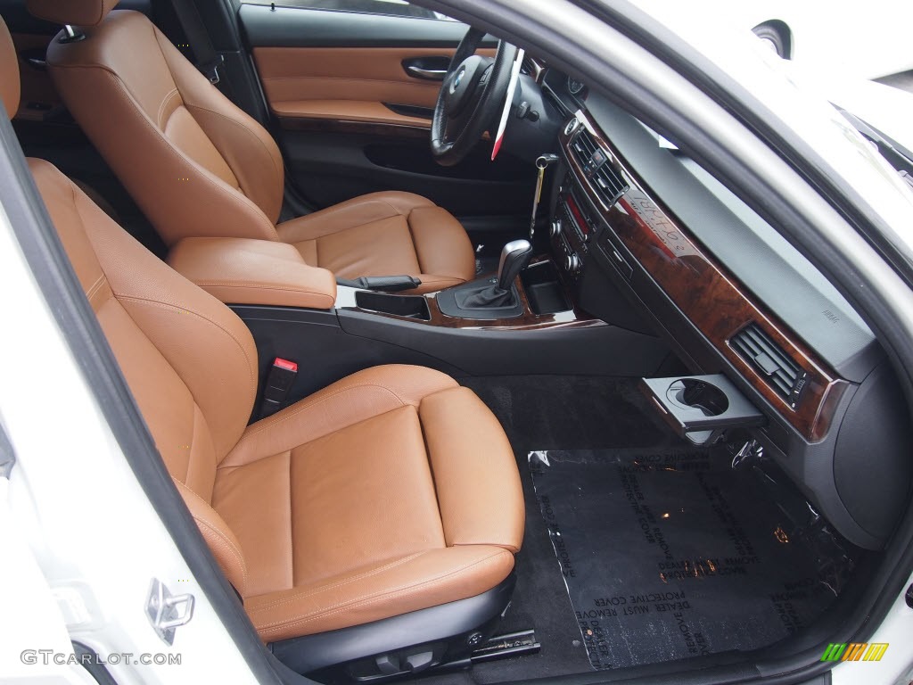2011 BMW 3 Series 328i Sedan Front Seat Photo #82781851