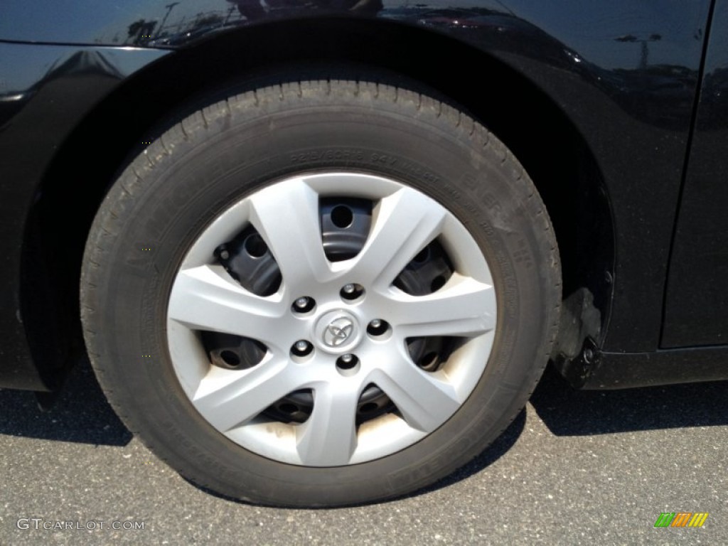 2010 Camry LE - Black / Ash Gray photo #3