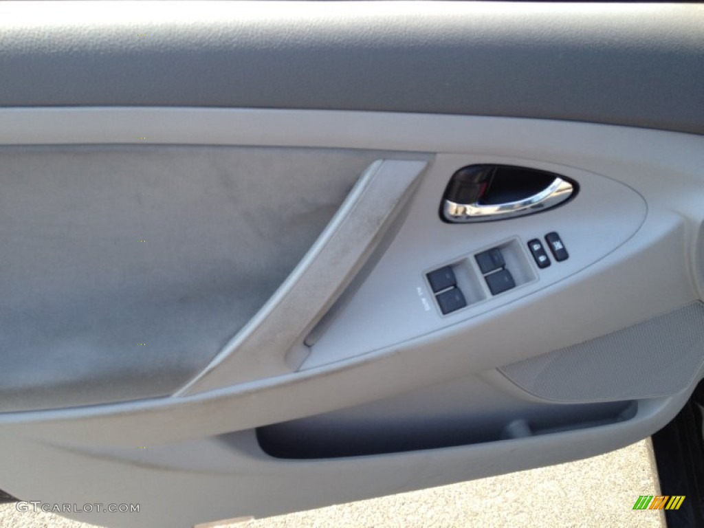 2010 Camry LE - Black / Ash Gray photo #8