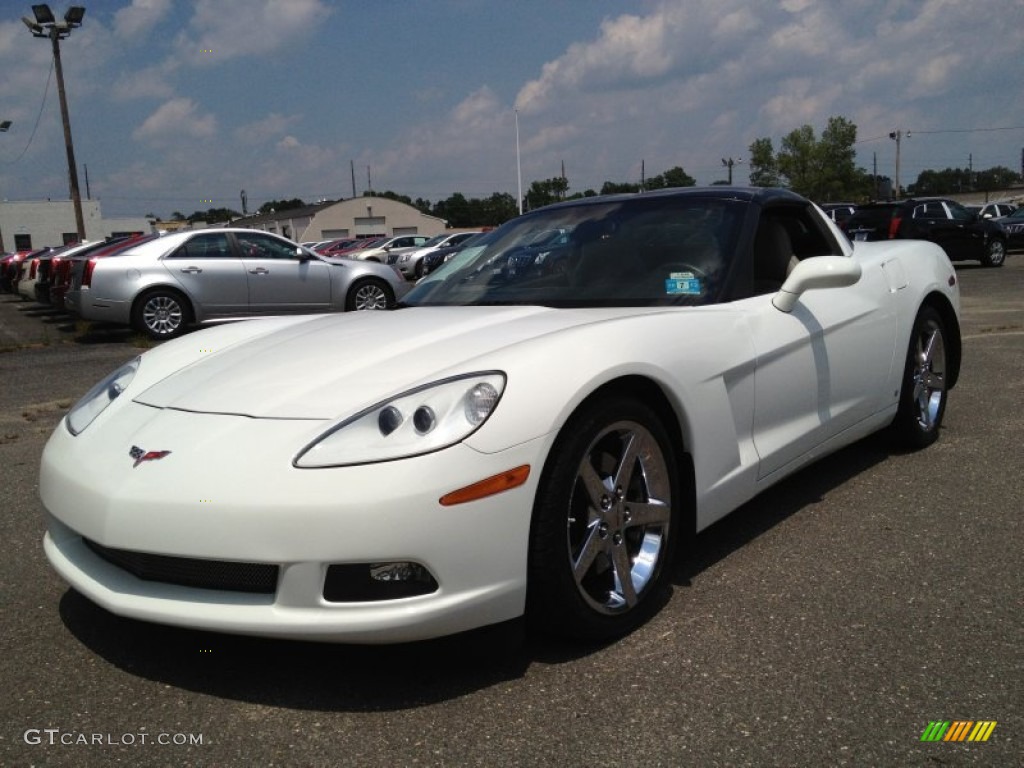 Arctic White 2007 Chevrolet Corvette Coupe Exterior Photo #82784787