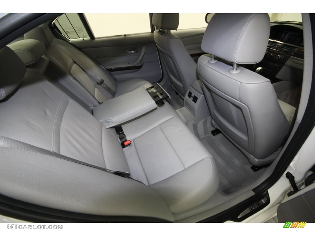 2011 BMW 3 Series 328i Sedan Rear Seat Photo #82787341