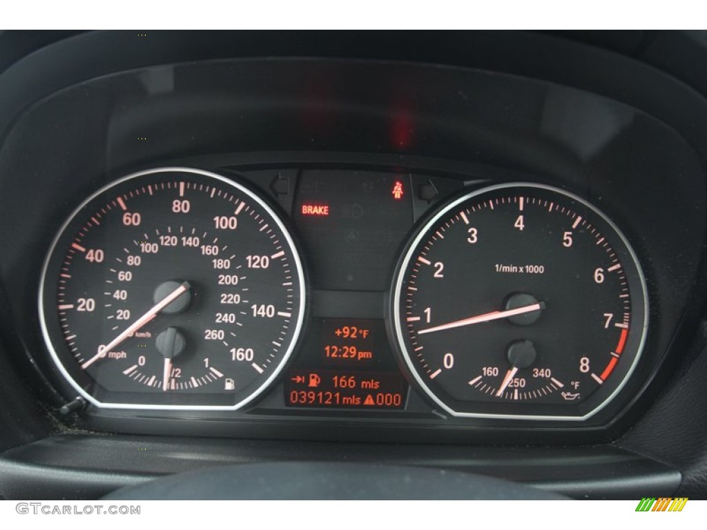 2010 BMW 1 Series 135i Coupe Gauges Photos