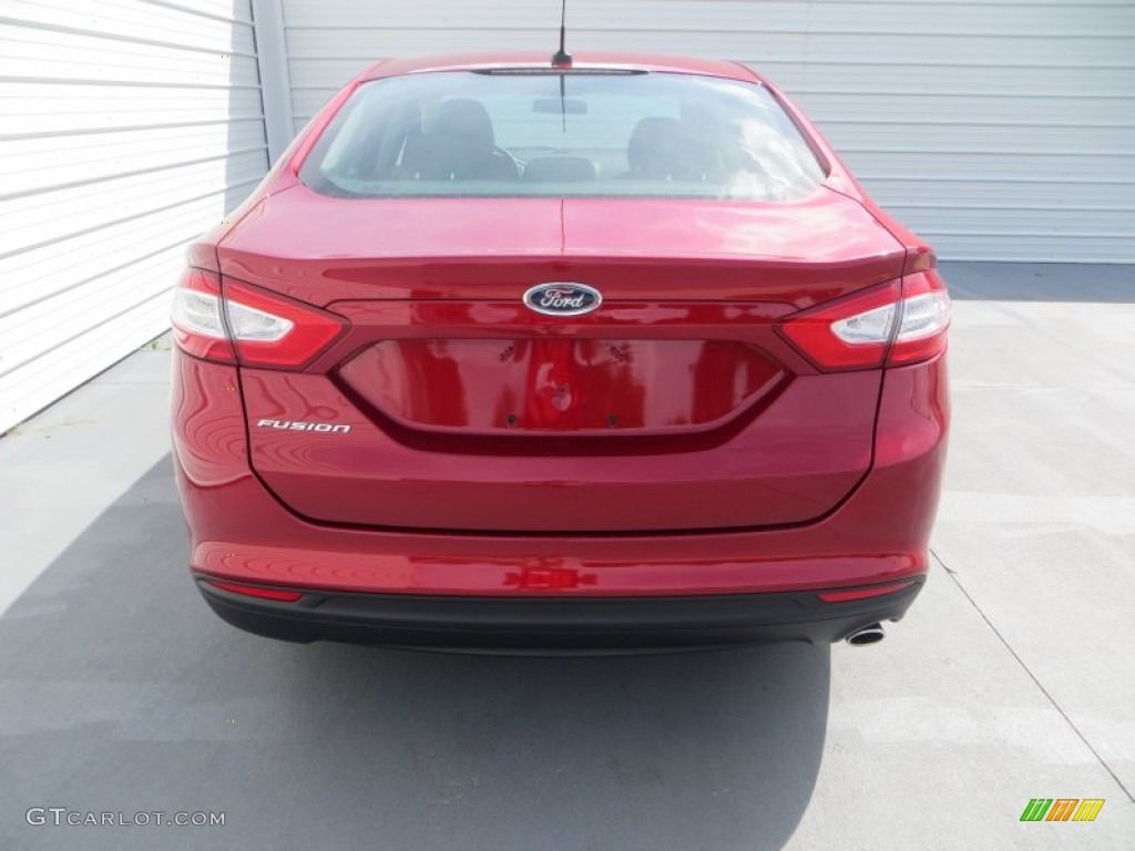 2013 Fusion S - Ruby Red Metallic / Earth Gray photo #5