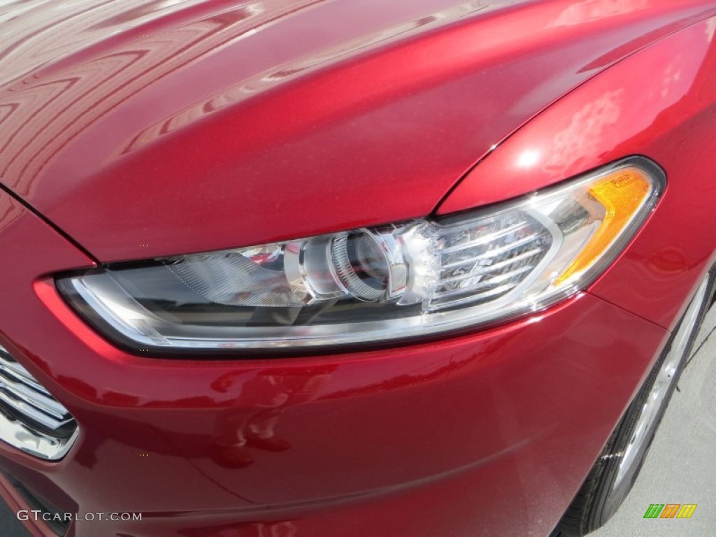 2013 Fusion S - Ruby Red Metallic / Earth Gray photo #9