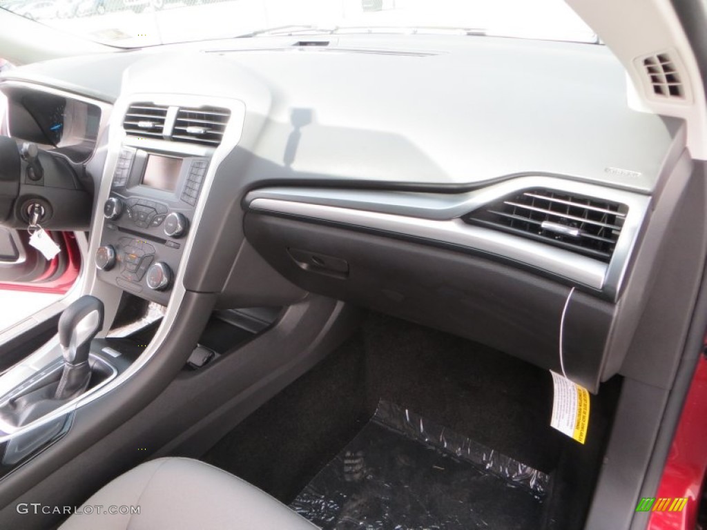 2013 Fusion S - Ruby Red Metallic / Earth Gray photo #15