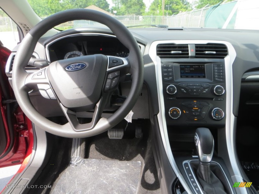 2013 Fusion S - Ruby Red Metallic / Earth Gray photo #23