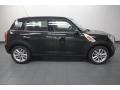 Absolute Black - Cooper Countryman Photo No. 2