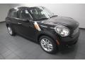 Absolute Black - Cooper Countryman Photo No. 6