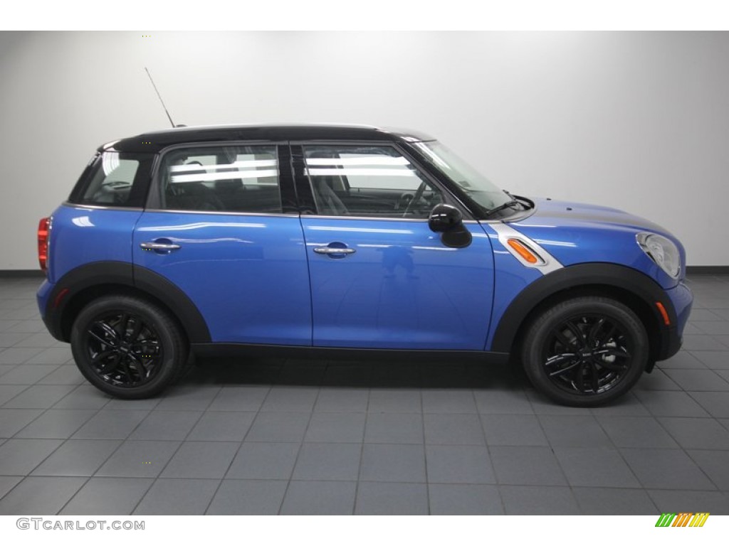 True Blue Metallic 2013 Mini Cooper Countryman Exterior Photo #82789462