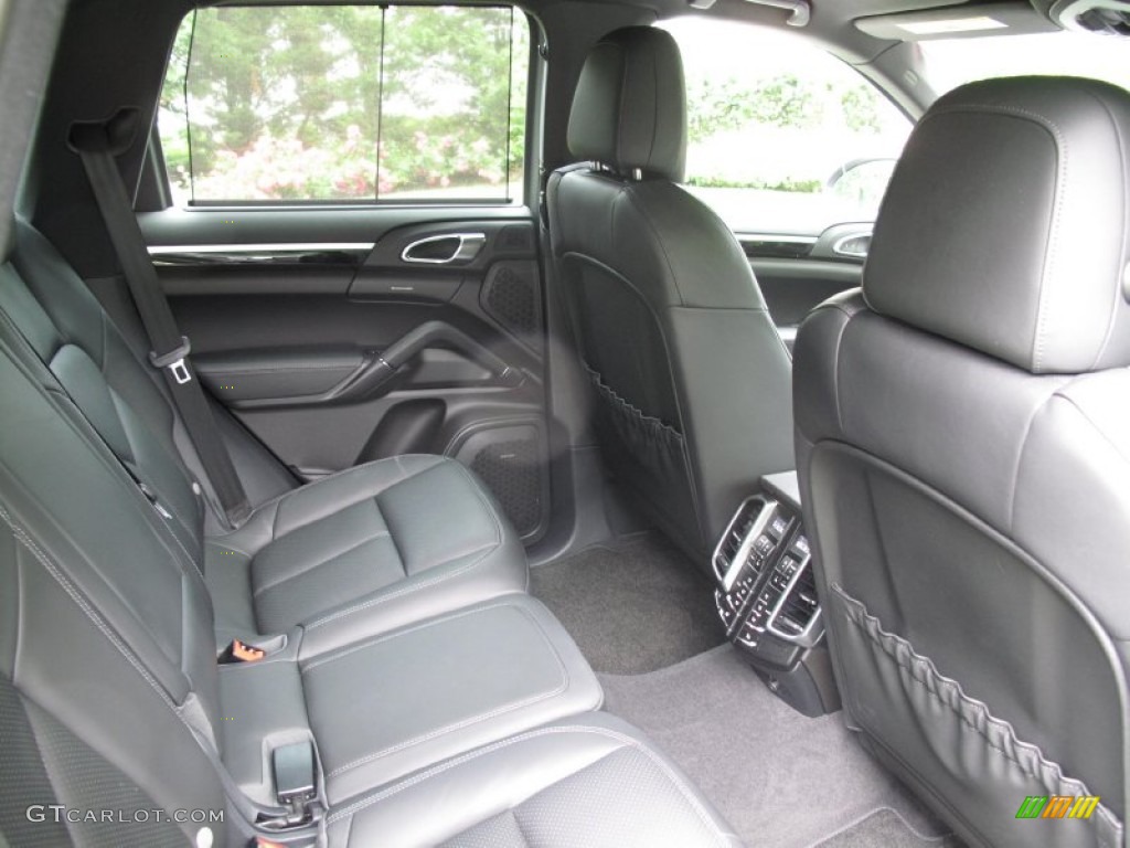 2013 Porsche Cayenne Standard Cayenne Model Rear Seat Photo #82792679