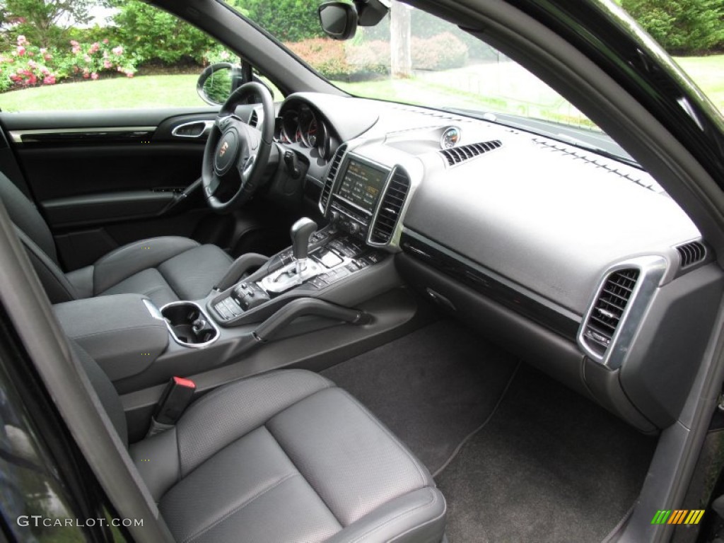 Black Interior 2013 Porsche Cayenne Standard Cayenne Model Photo #82792704
