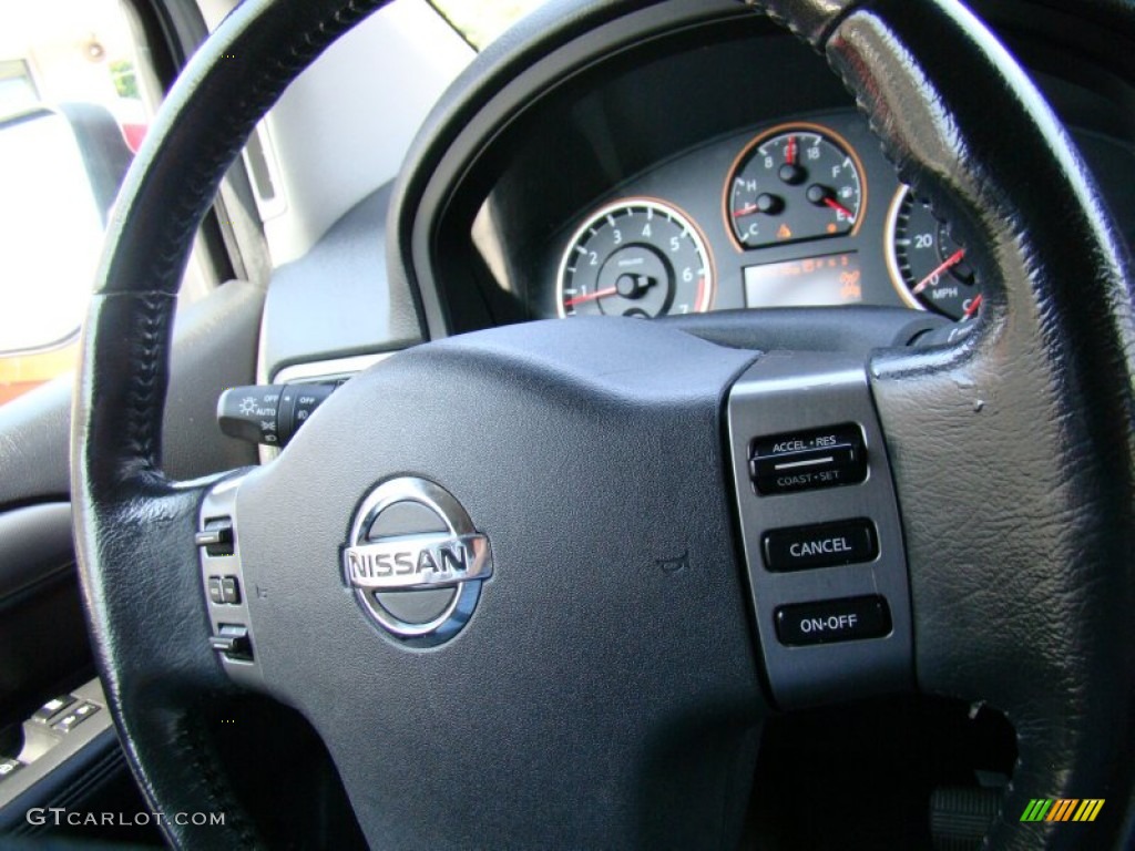 2008 Armada SE 4x4 - Red Brawn / Charcoal photo #24