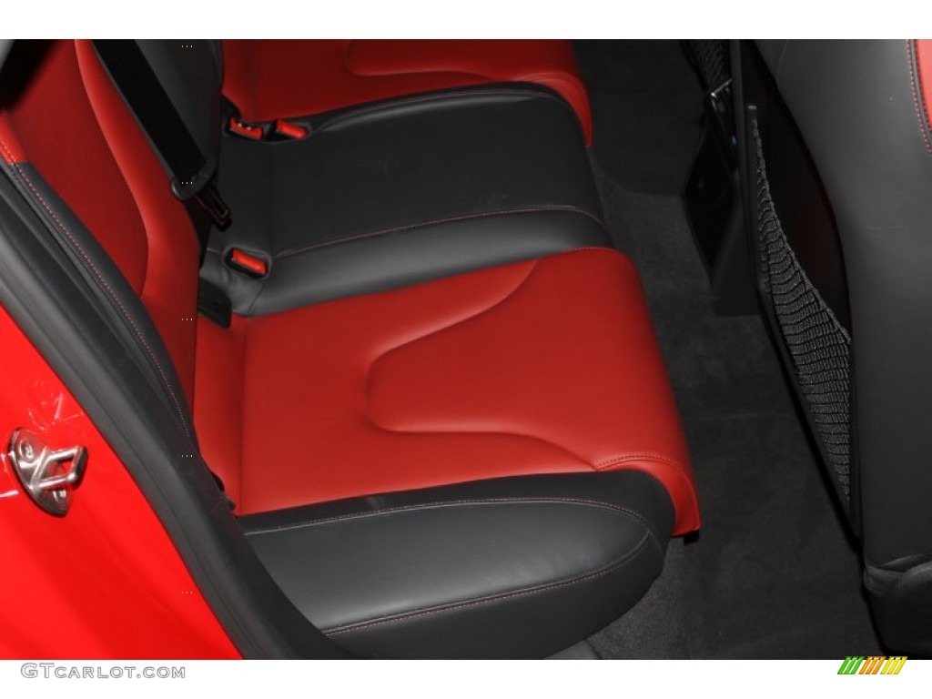 2011 S4 3.0 quattro Sedan - Brilliant Red / Black/Red photo #29