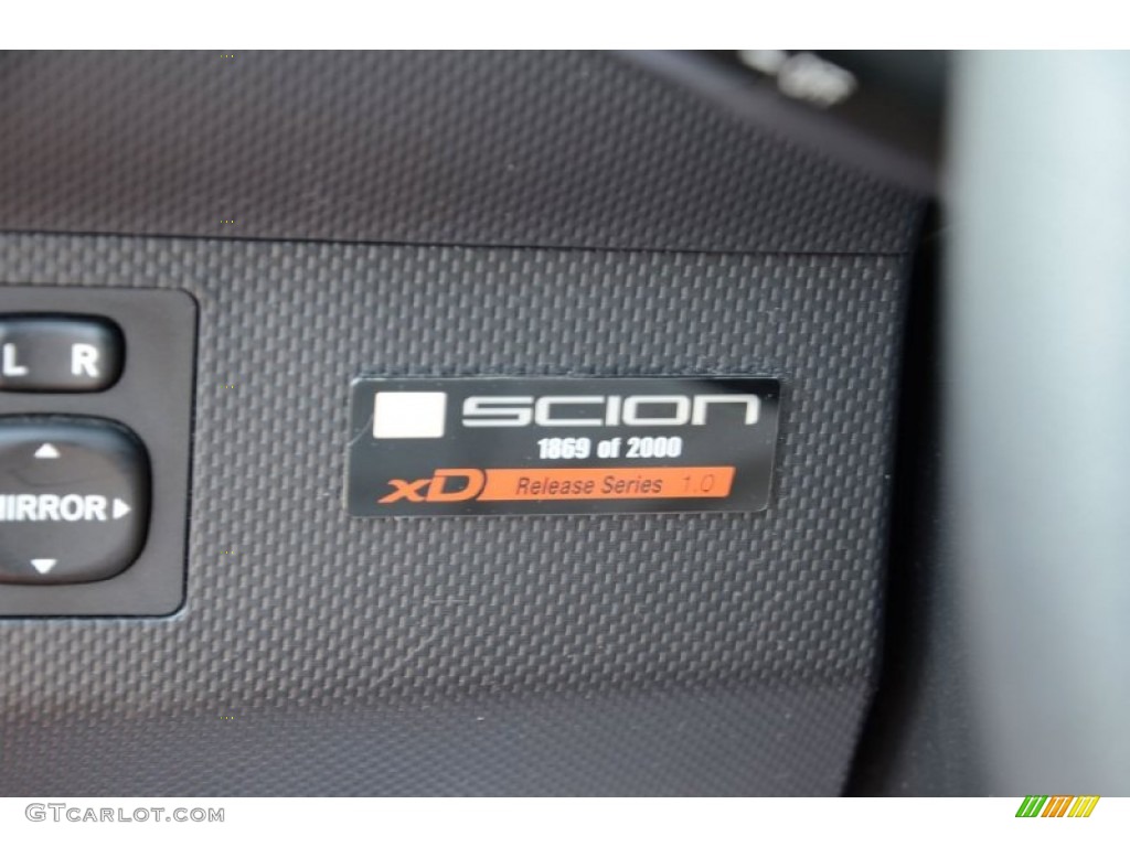 2008 Scion xD Release Series 1.0 Marks and Logos Photo #82796655