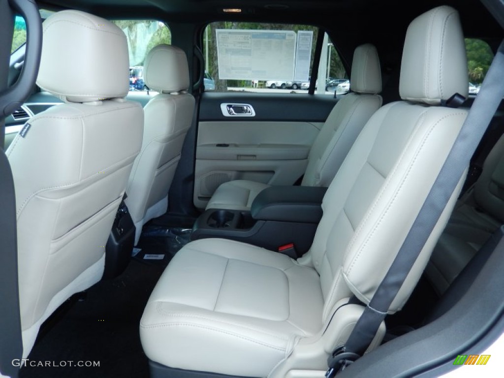 2014 Ford Explorer XLT Rear Seat Photo #82797193
