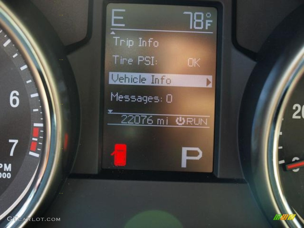 2013 Grand Cherokee Limited - Brilliant Black Crystal Pearl / Black/Light Frost Beige photo #13