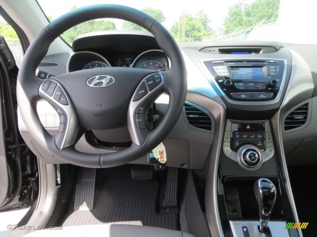 2013 Elantra Limited - Black / Gray photo #25