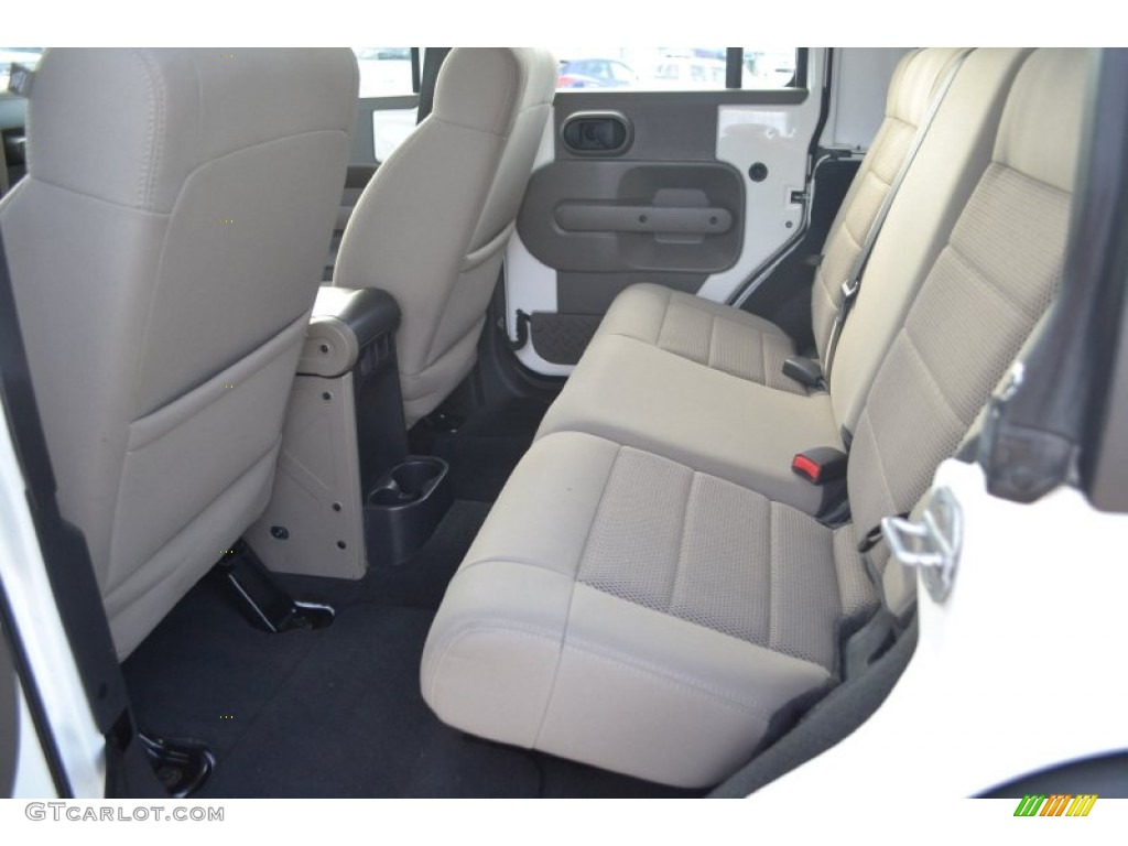 2008 Jeep Wrangler Unlimited Rubicon 4x4 Rear Seat Photo #82802523