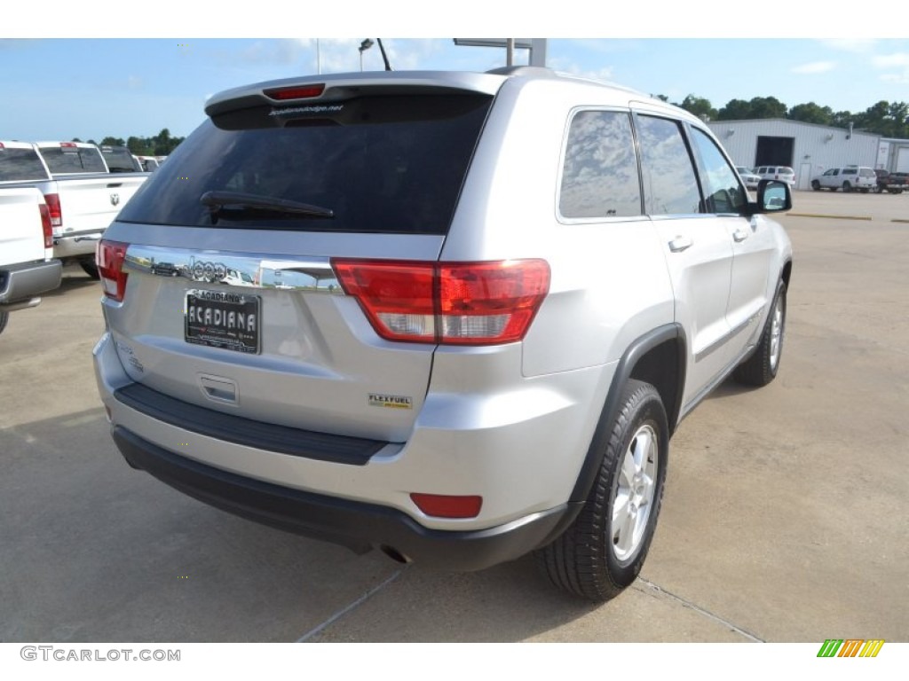 2013 Grand Cherokee Laredo - Bright Silver Metallic / Dark Graystone/Medium Graystone photo #5