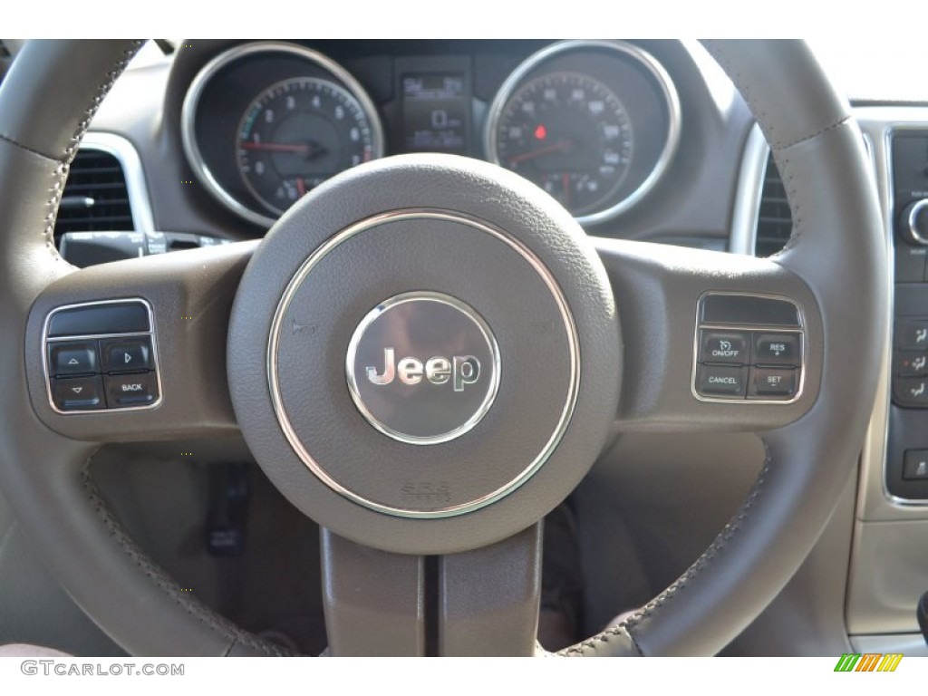 2013 Grand Cherokee Laredo - Bright Silver Metallic / Dark Graystone/Medium Graystone photo #21