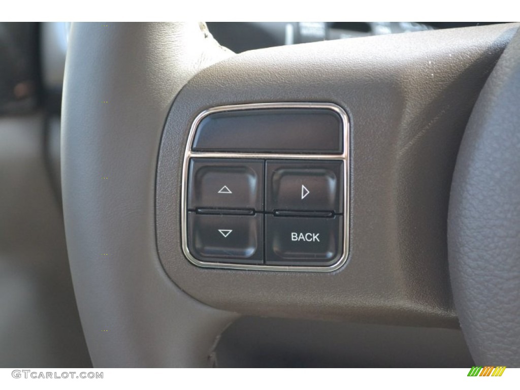 2013 Grand Cherokee Laredo - Bright Silver Metallic / Dark Graystone/Medium Graystone photo #22
