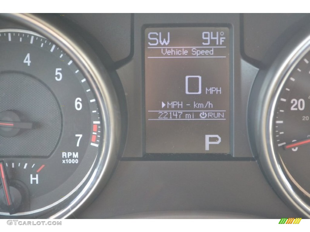 2013 Grand Cherokee Laredo - Bright Silver Metallic / Dark Graystone/Medium Graystone photo #24