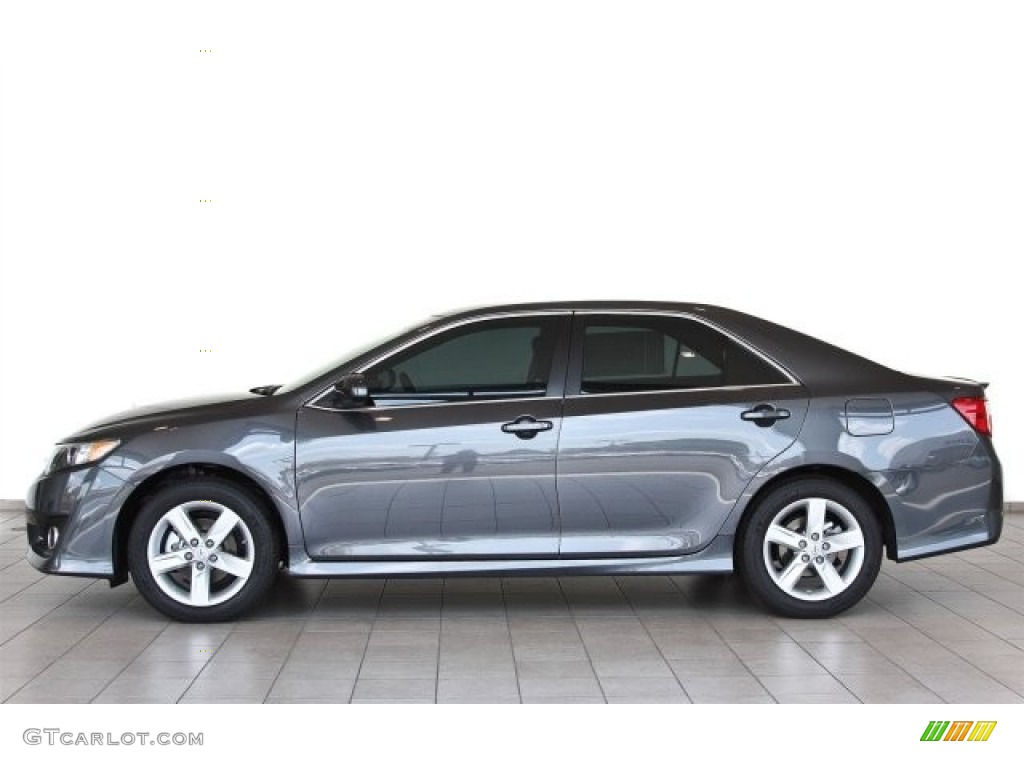 2013 Camry SE - Magnetic Gray Metallic / Black/Ash photo #2