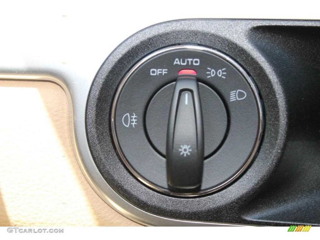 2013 Porsche 911 Carrera Coupe Controls Photos