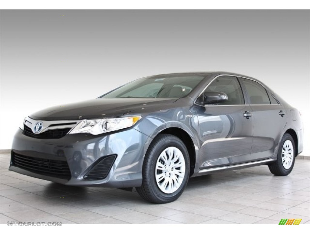 2013 Camry Hybrid LE - Magnetic Gray Metallic / Light Gray photo #1