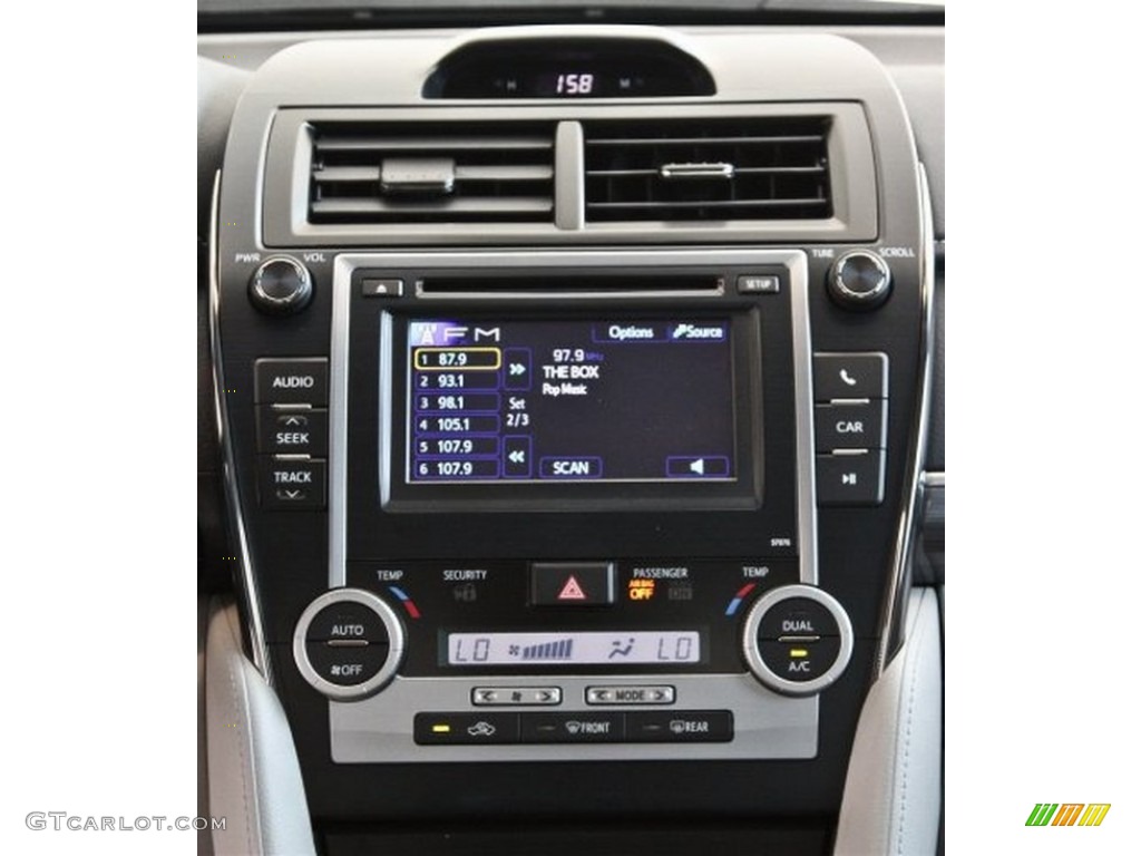 2013 Camry Hybrid LE - Magnetic Gray Metallic / Light Gray photo #11