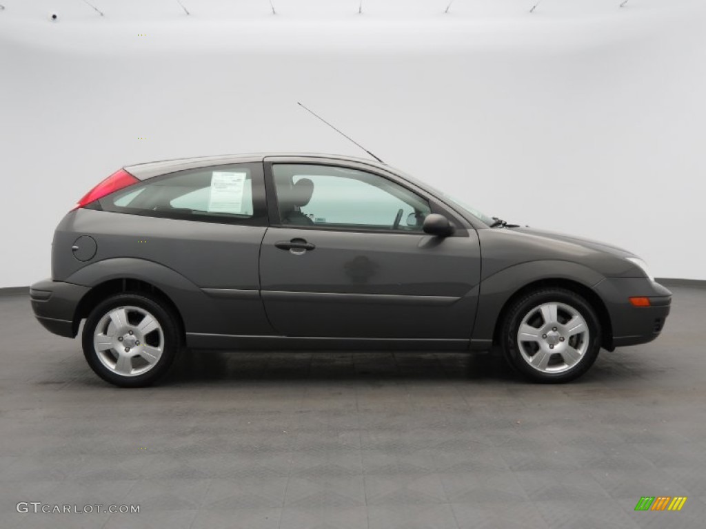 Liquid Grey Metallic 2005 Ford Focus ZX3 SES Coupe Exterior Photo #82808063