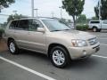 2006 Sonora Gold Metallic Toyota Highlander Hybrid  photo #2