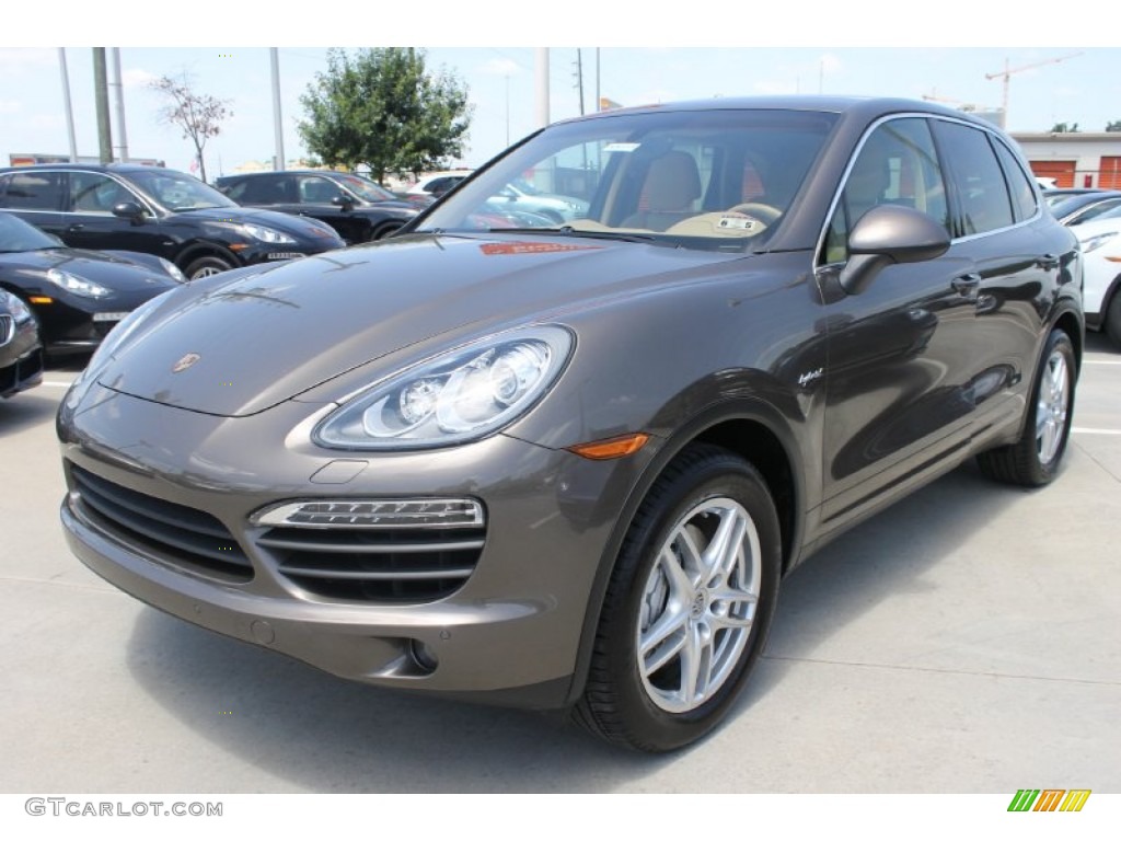 Umber Metallic 2013 Porsche Cayenne S Hybrid Exterior Photo #82810130
