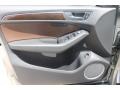 Chestnut Brown Door Panel Photo for 2013 Audi Q5 #82812066