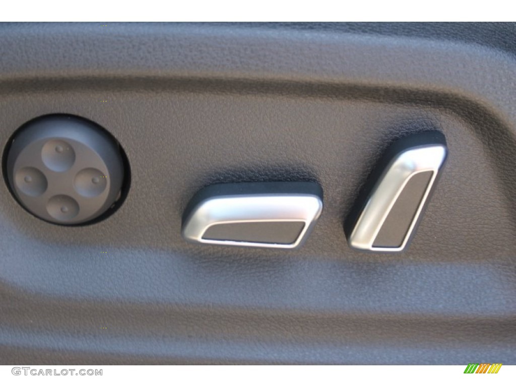 2013 Audi Q5 2.0 TFSI quattro Controls Photo #82812127