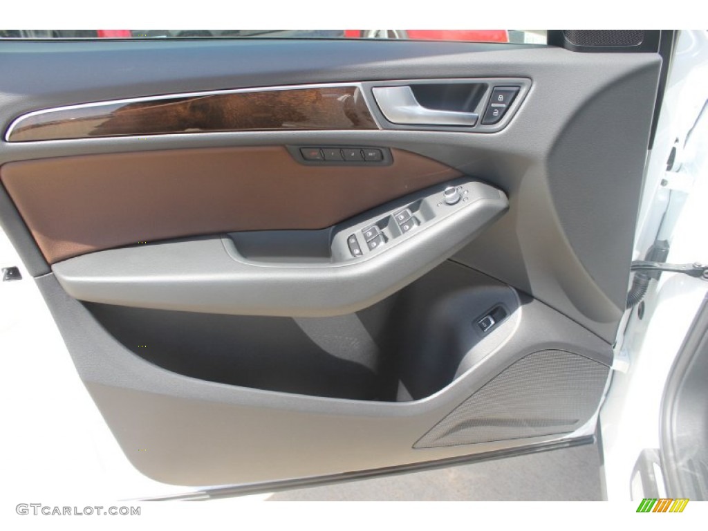 2013 Audi Q5 2.0 TFSI quattro Chestnut Brown Door Panel Photo #82812808