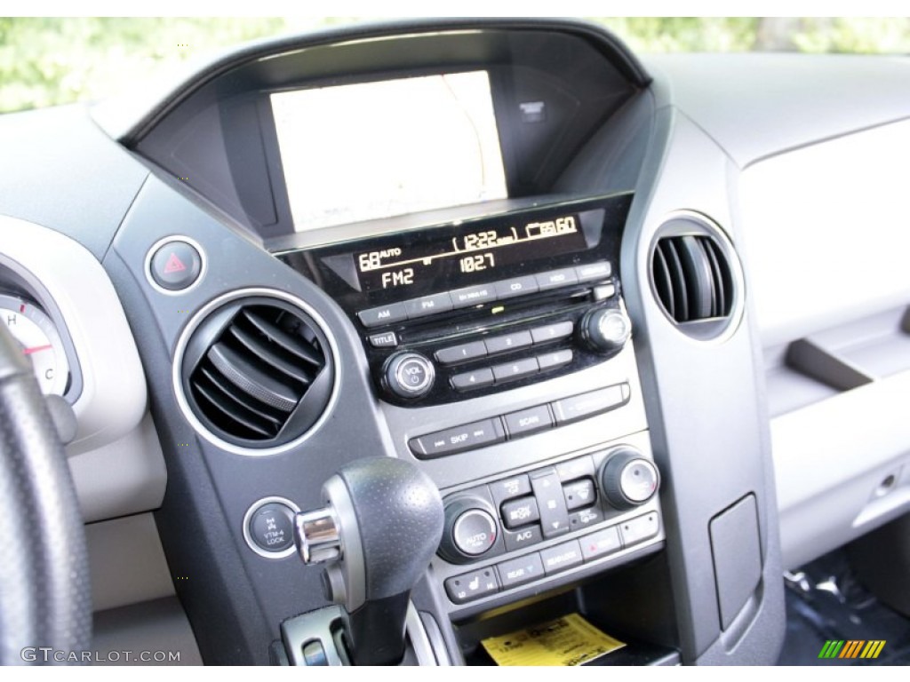 2012 Honda Pilot EX-L 4WD Controls Photo #82813564