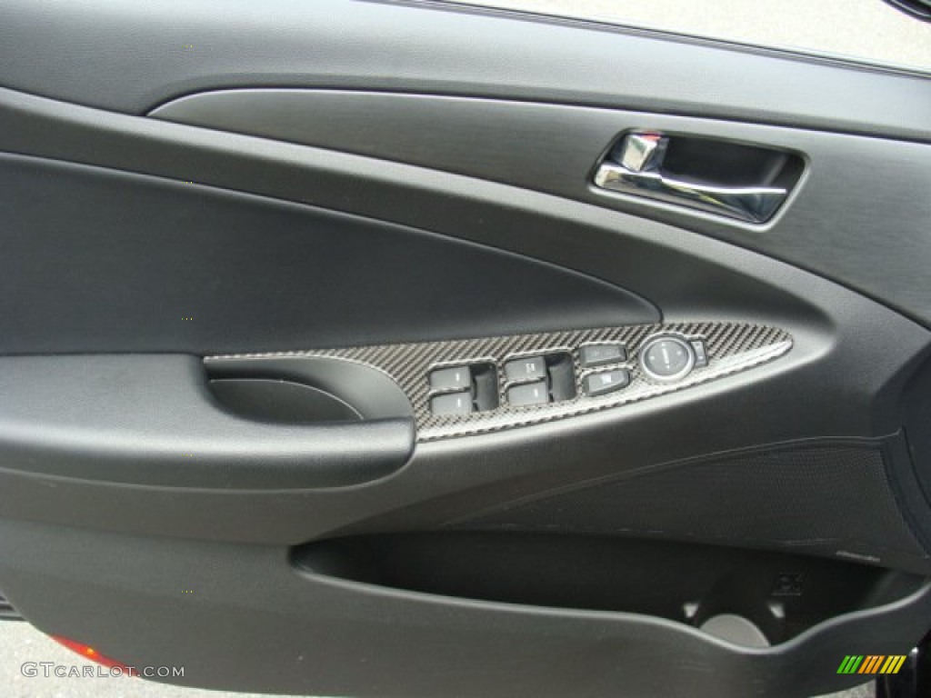 2011 Sonata SE - Midnight Black / Black photo #7