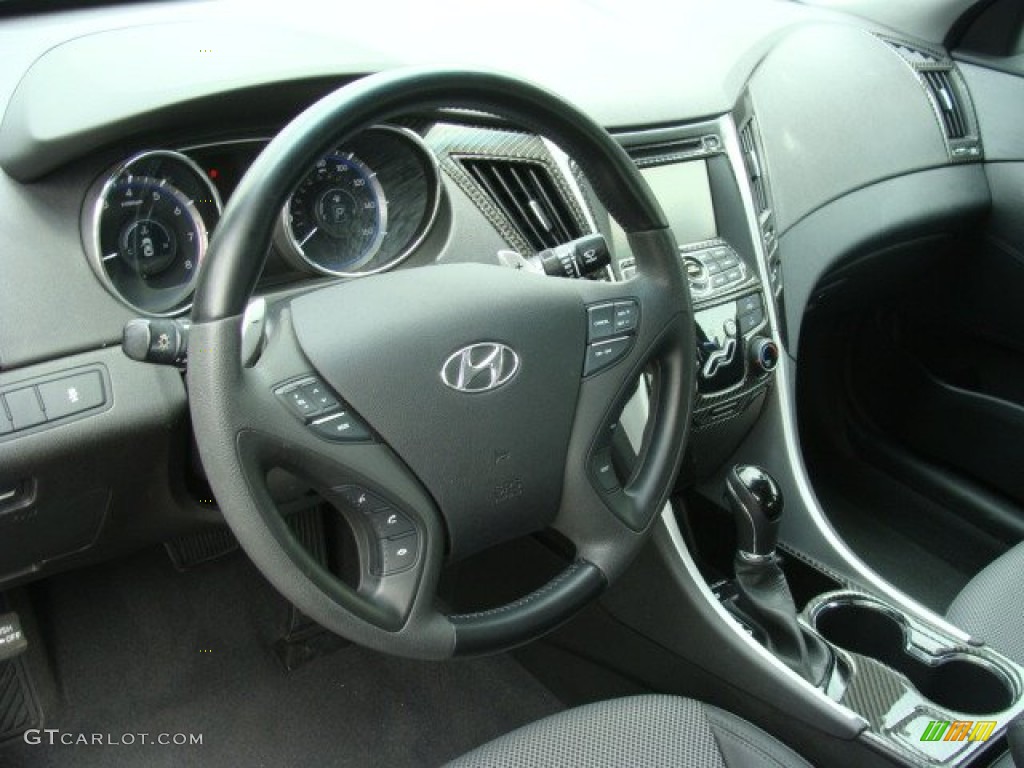 2011 Sonata SE - Midnight Black / Black photo #9