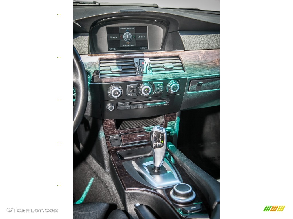 2008 BMW 5 Series 535i Sedan Controls Photo #82815665