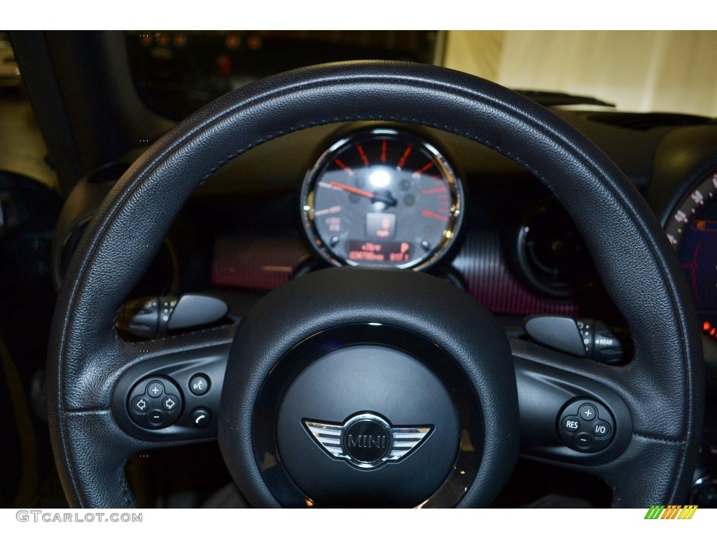 2011 Cooper Clubman Hampton Package - Reef Blue Metallic / Carbon Black/Championship Red Piping Lounge Leather photo #18